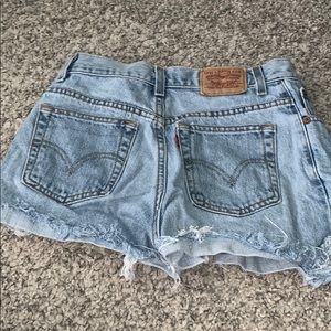 Vintage Levi’s shorts